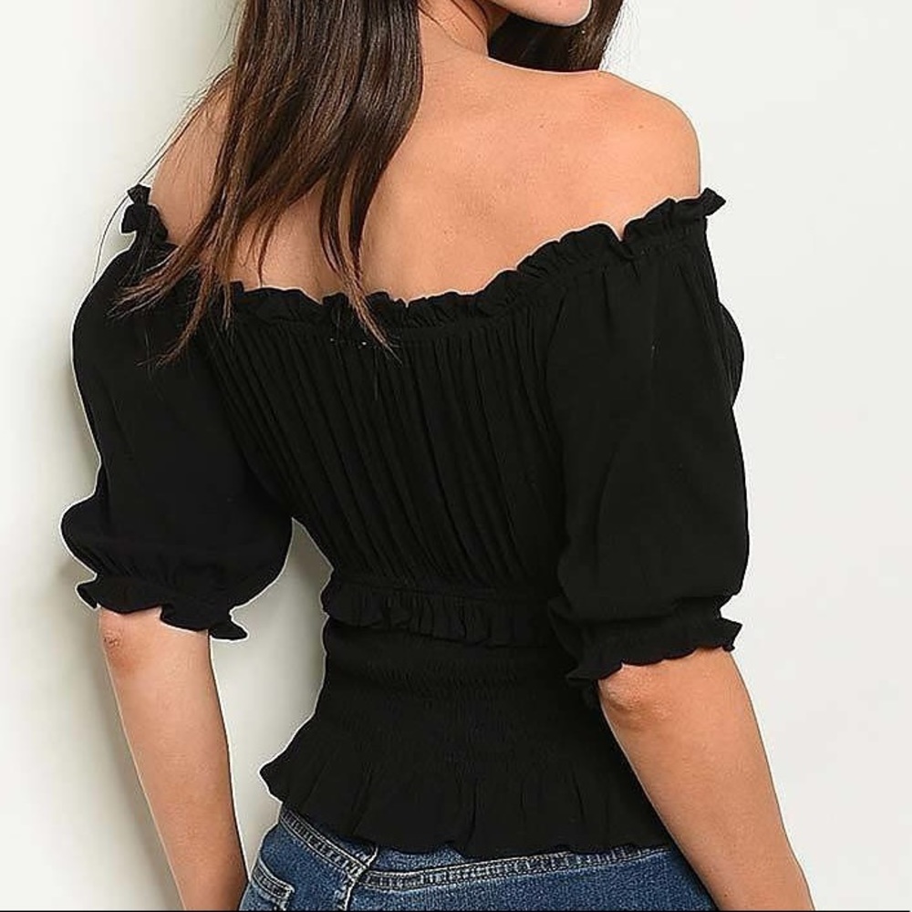 🦋3/$30 Black Off The Shoulder Top - Picture 2 of 3